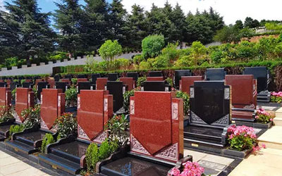 浅析昆明公墓不同类型墓地的葬法差异