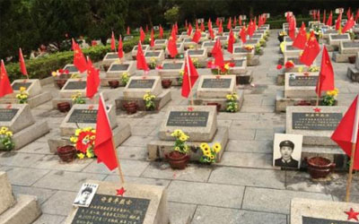 中国这座烈士陵园埋了1位日本将军，争议很大，传说日本将军跪着