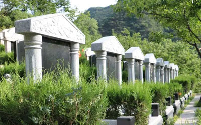 选择墓地应遵循哪些原则,选择墓地的四项原则