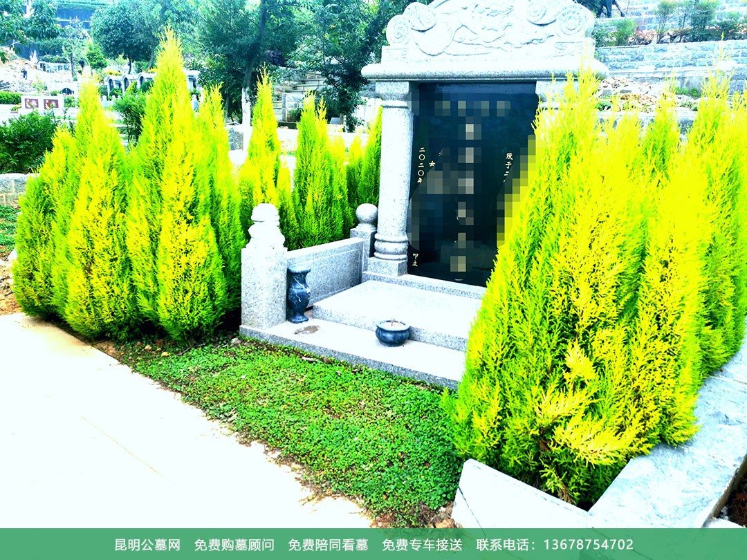 昆明青龙园艺术墓展示