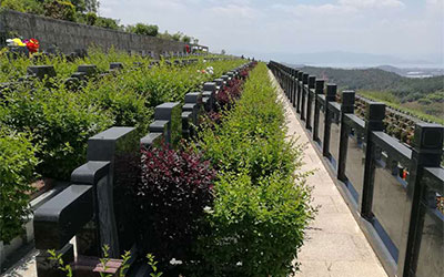 昆明墓地价格走势,昆明环境比较好的陵园是哪几家？
