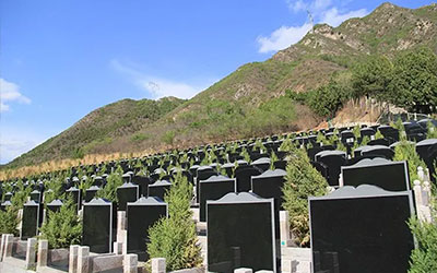 昆明墓园：人生百年之后最安心的归宿