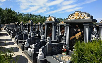 昆明公墓中的活人墓和死人墓有什么不同？都有什么讲究？